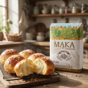 Mąka-500-1kg-Młyn-Smoryń-Złociste-puszyste-drożdżówki-lub-maślane-bułeczki-na-kratce-cukierniczej.png