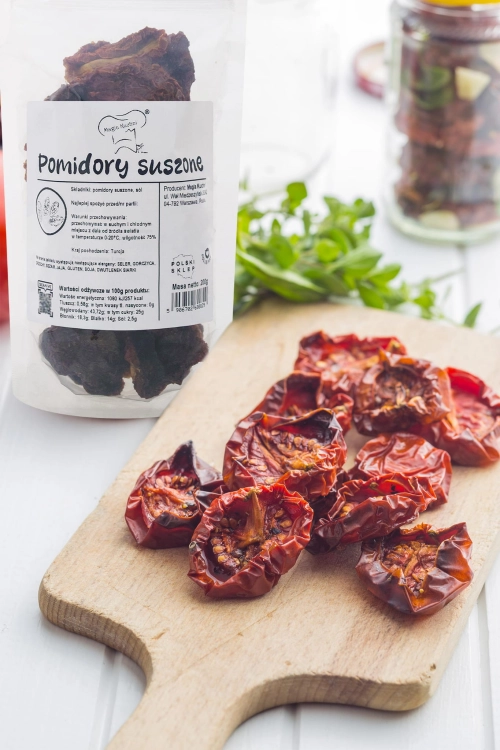 POMIDORY-SUSZONE-POŁÓWKI-200g-2.jpg