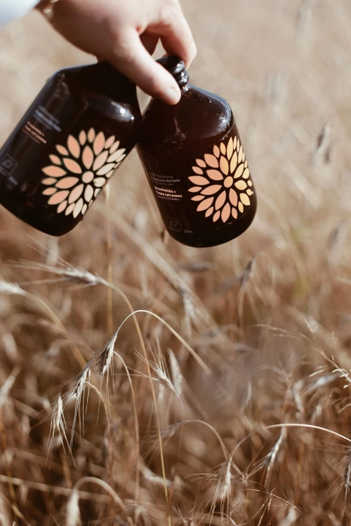 BRZOSKWINIA+TRAWA CYTRYNOWA-VIGO-KOMBUCHA-2.jpg