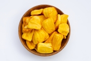 chipsy-z-dzakow-na-bialym-tle.jpg
